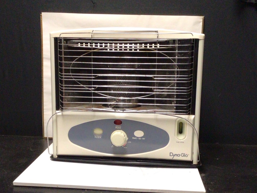Dyna-Glo Kerosene Fired Portable Heater Approx 23 Inch Wide By 18 Inch Tall By 11 Inches Deep