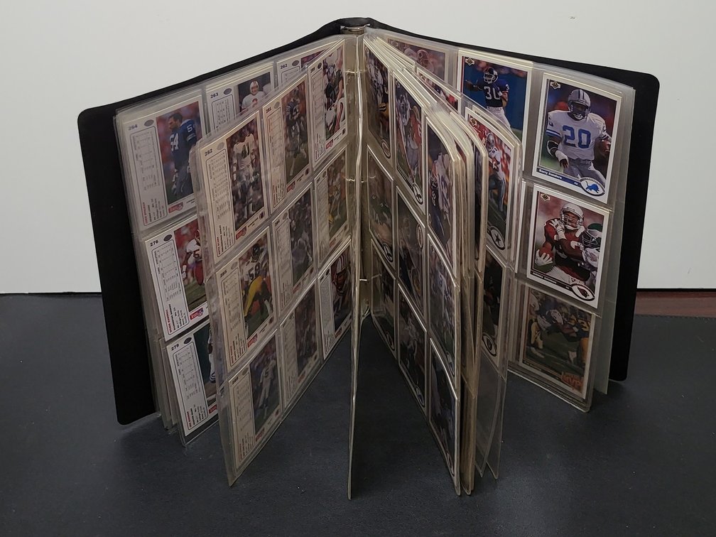 1991-1993 NFL Football Trading Card Binder,Includes Jerry Rice, Earnest Byner, Upper Deck & Fleer Ultra