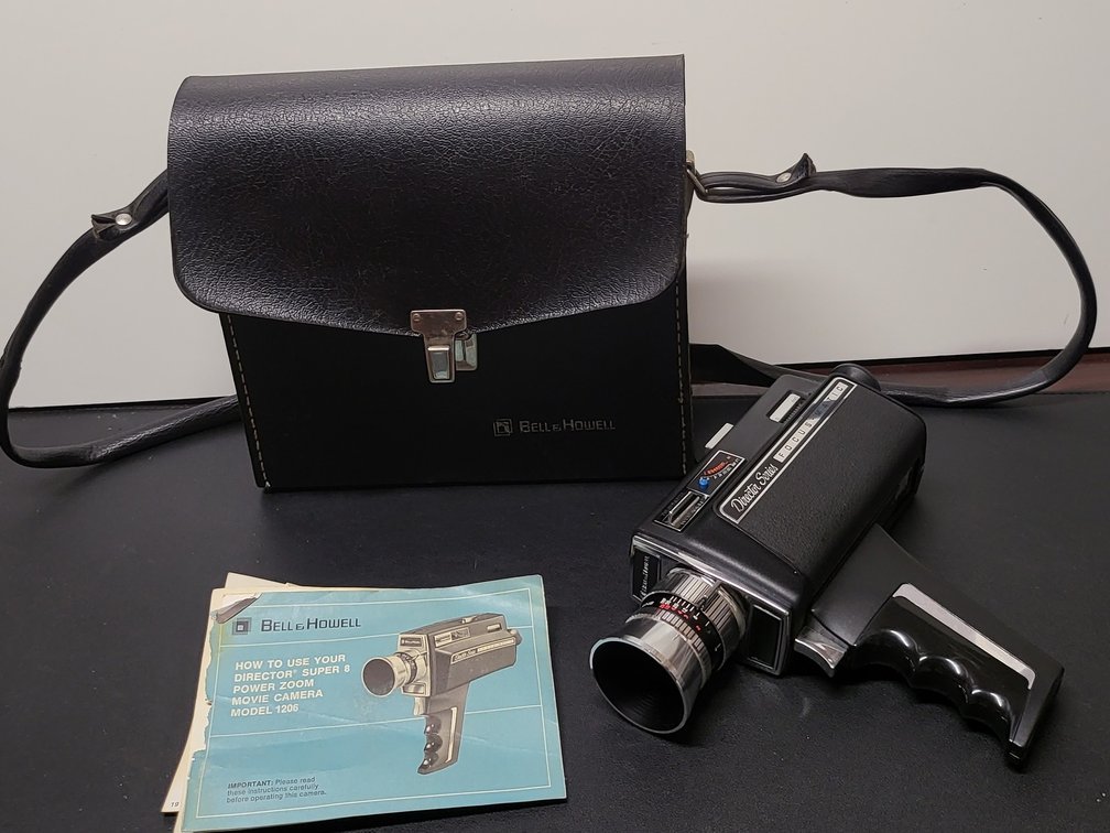 Bell & Howell Model 1206 Super 8 Camera,Complete Retro Set