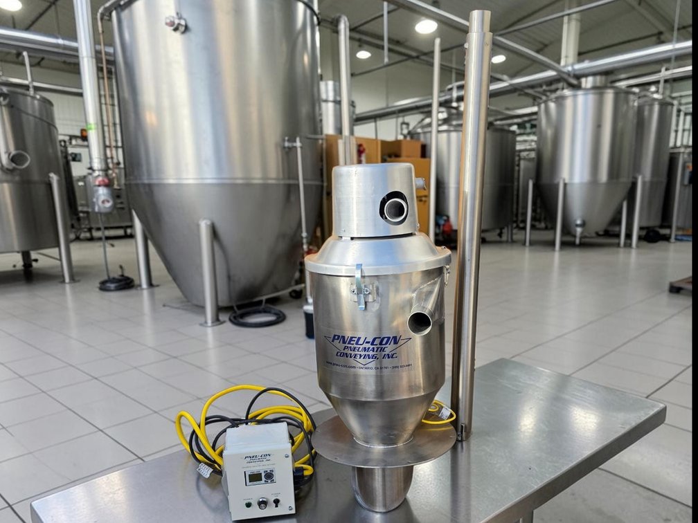 Pneu-Con Self-Contained Pneumatic Vacuum Loader / Conveyor System "Whisper Loader"