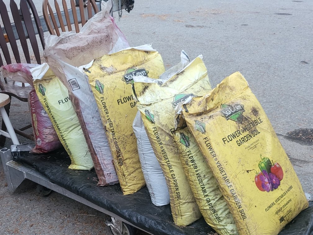 8 Bags Sta-Green Flower & Vegetable Garden Soil