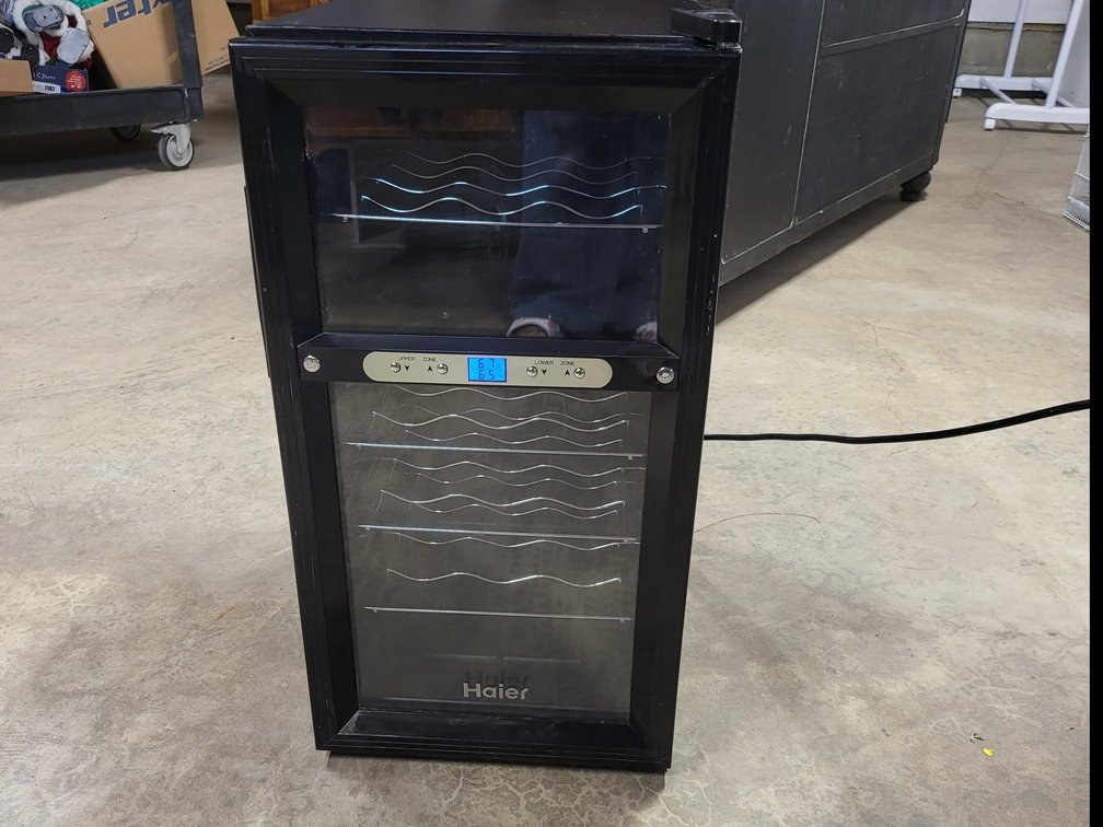 Haier Dual Zone Wine Cooler / Beverage Refrigerator