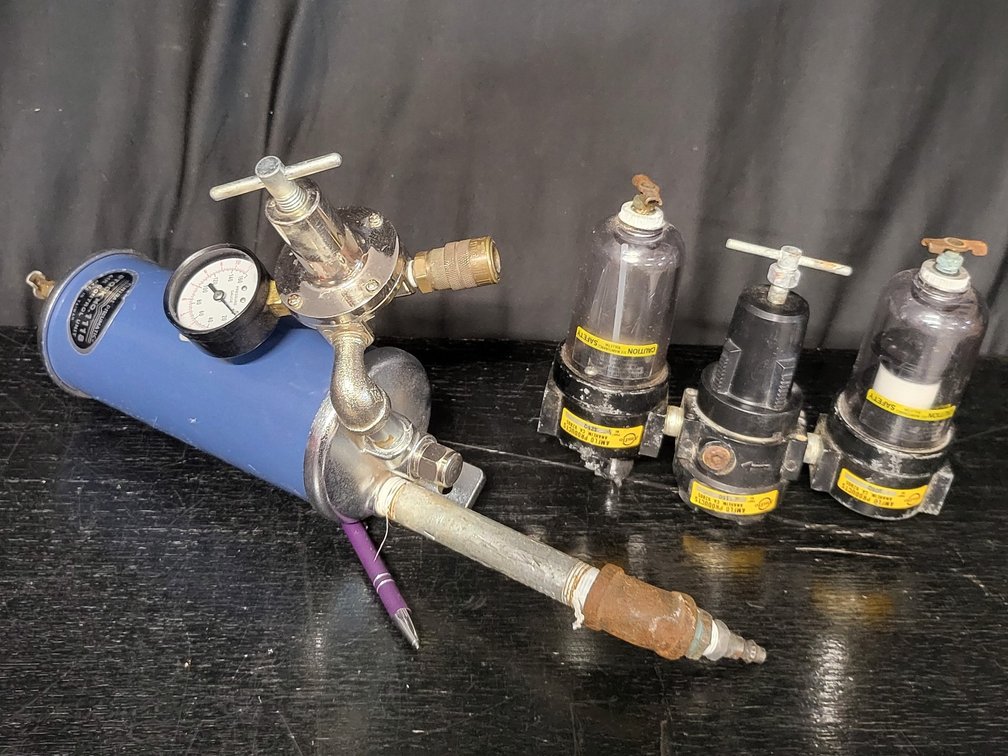 Amflo Products 3-Piece Pneumatic FRL Air Filter Regulator Lubricator Setup