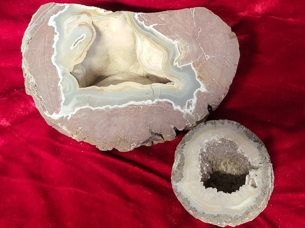 Polished Dugway Geode Halves
