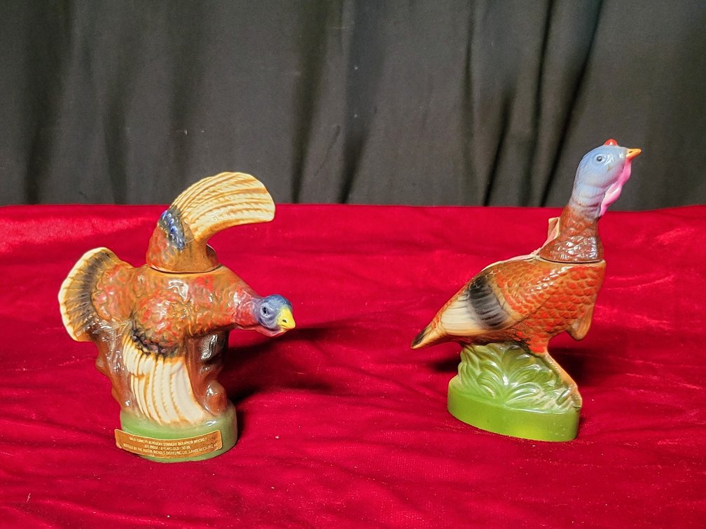 Austin Nichols Wild Turkey Ceramic Mini Decanters No. 3 & No. 4 – Empty