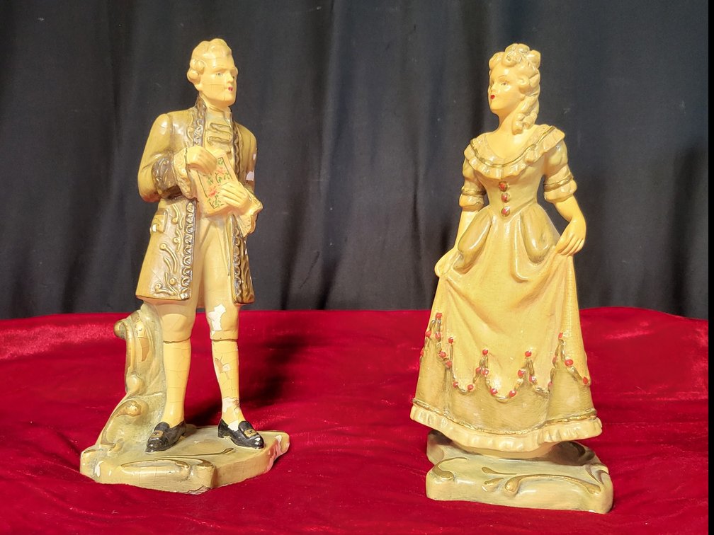 Mid-Century Chalkware Courting Couple Figurines ,18th Century Colonial / Victorian Pair