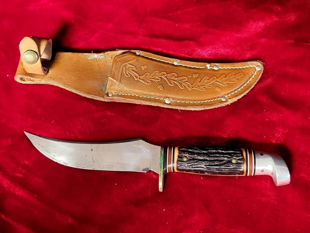 Western USA H39 Fixed Blade Hunting Skinner Knife & Tooled Leather Sheath