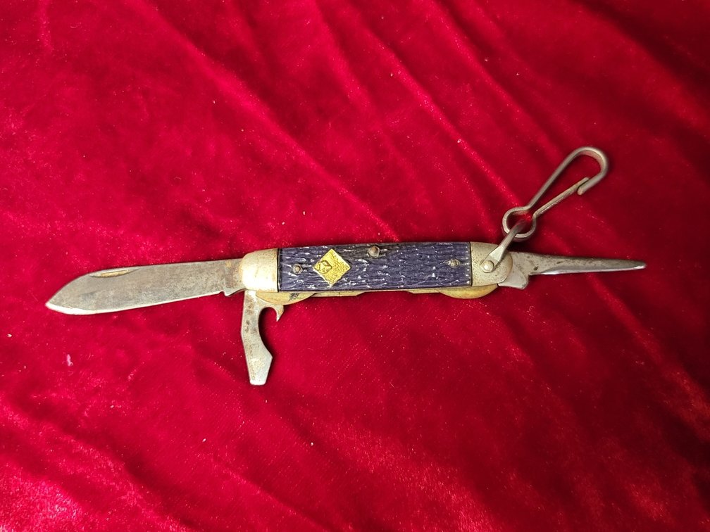 Camillus Cub Scouts BSA Folding Pocket Knife