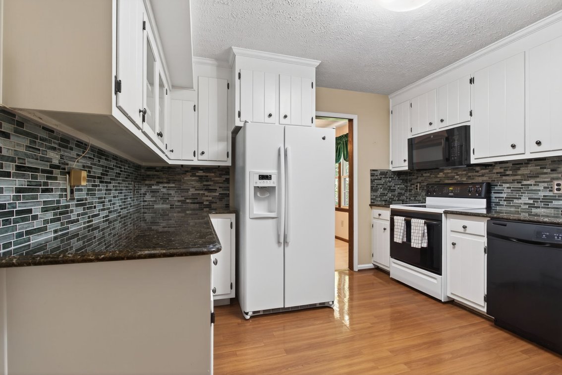 Image for 600 Lotz Drive - Move in Ready