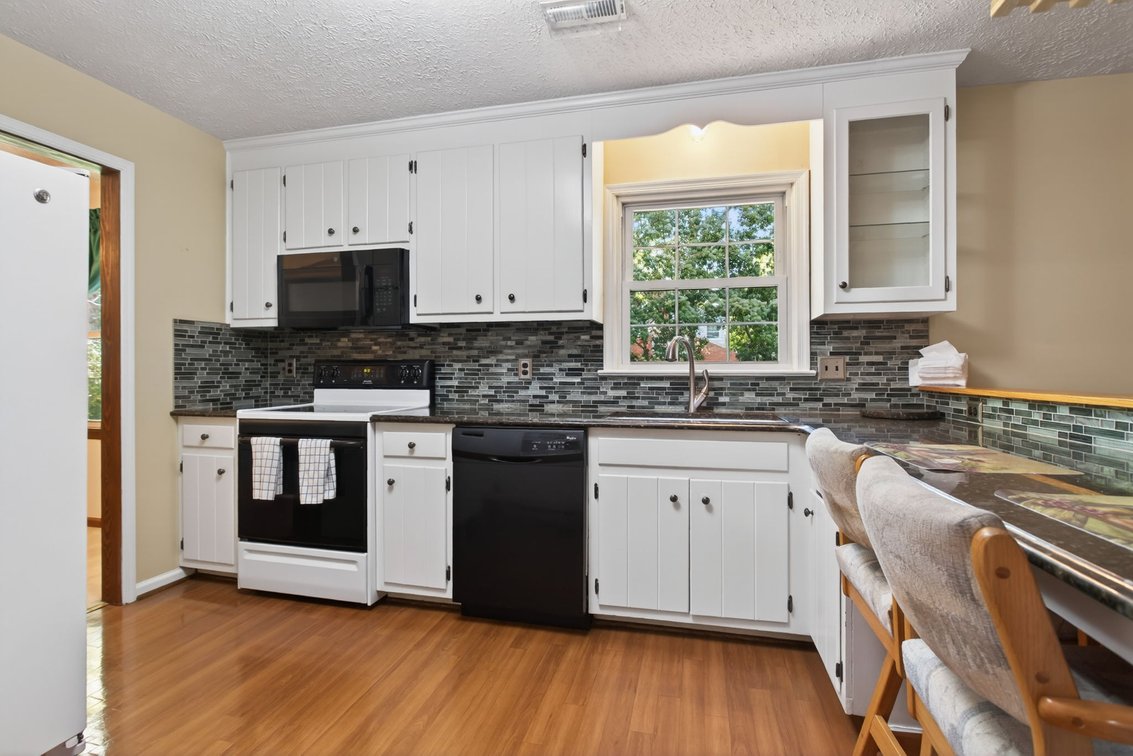 Image for 600 Lotz Drive - Move in Ready