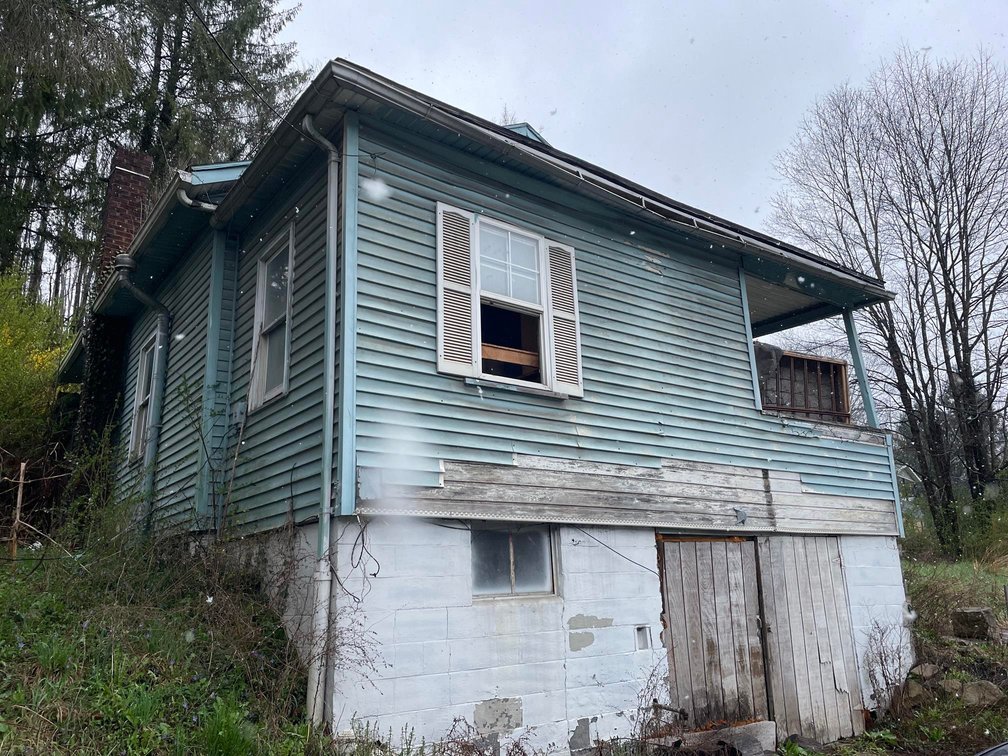 Image for SOLD - Project Home on a Double Lot Selling to the Highest Bidder