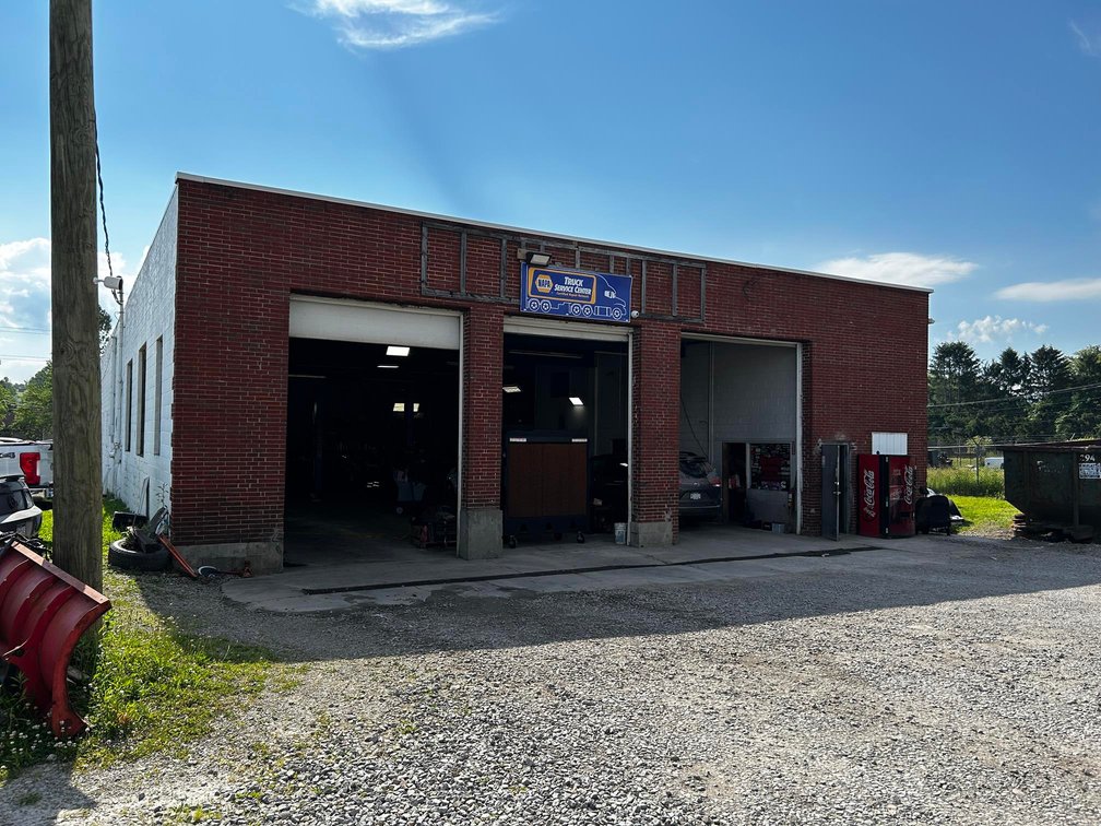 Image for SOLD $643,500 - Spacious Building on 3 Acres along PA-51
