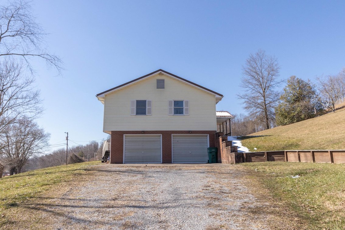 Image for SOLD $302,500 - 3 Bedroom Home on Nearly 3 Acres in Bridgeport