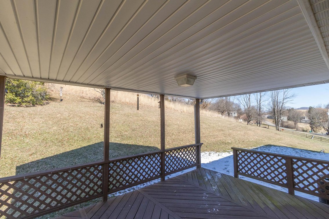 Image for SOLD $302,500 - 3 Bedroom Home on Nearly 3 Acres in Bridgeport