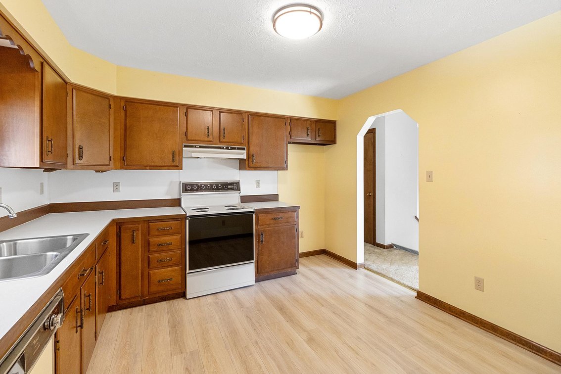 Image for SOLD $302,500 - 3 Bedroom Home on Nearly 3 Acres in Bridgeport