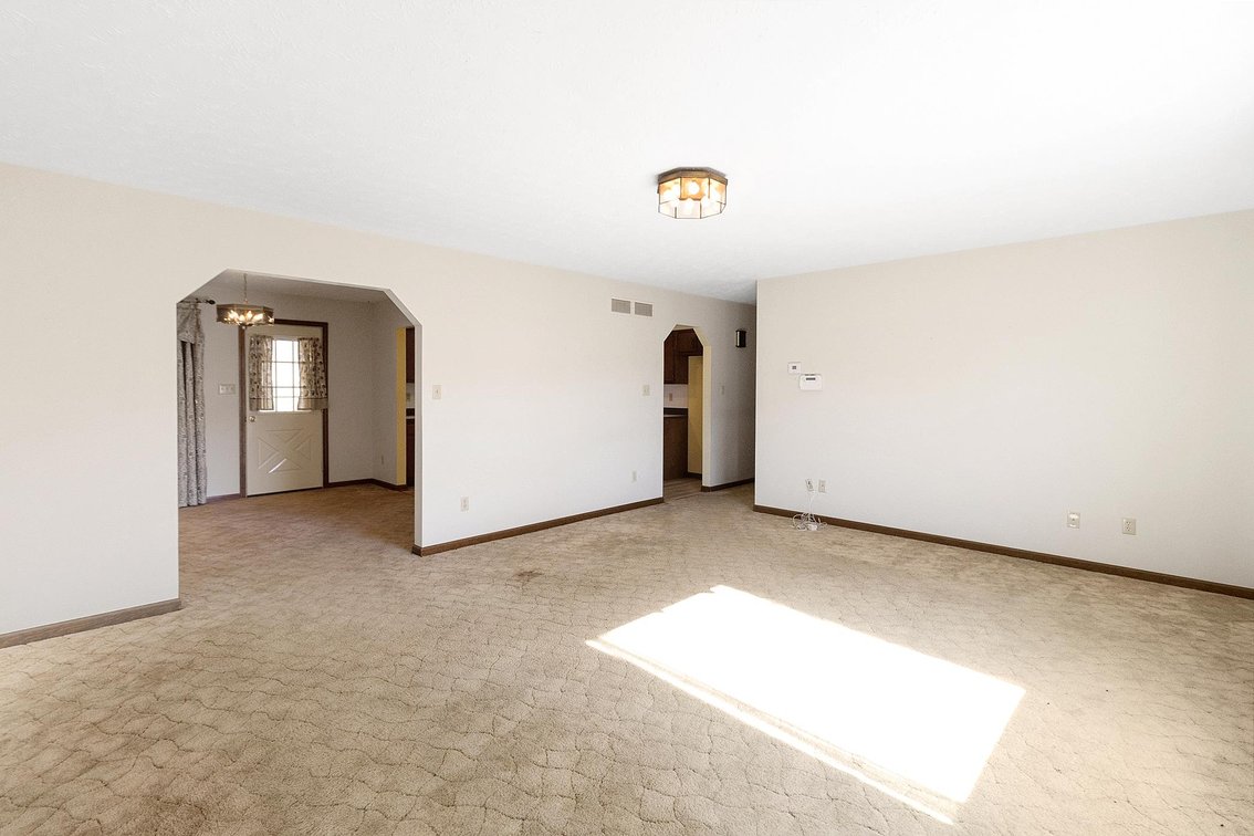 Image for SOLD $302,500 - 3 Bedroom Home on Nearly 3 Acres in Bridgeport