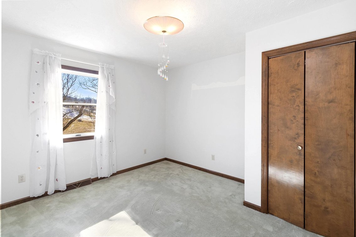 Image for SOLD $302,500 - 3 Bedroom Home on Nearly 3 Acres in Bridgeport