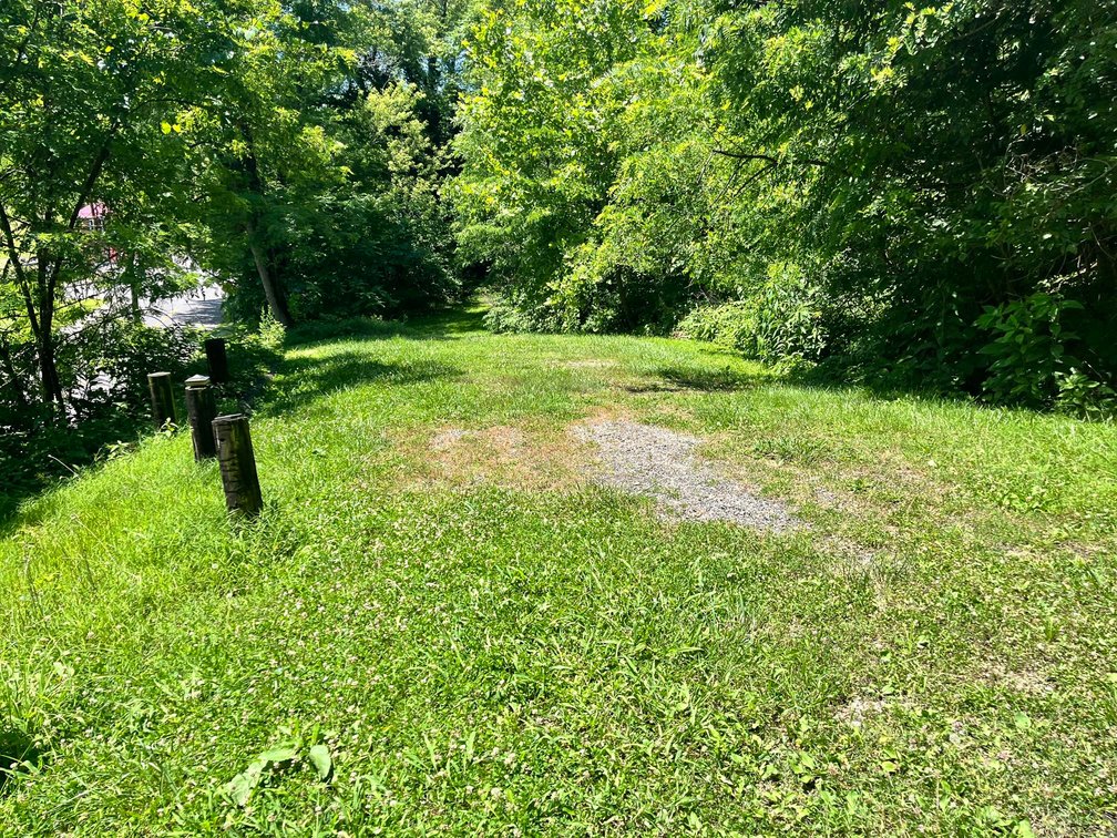 Image for SOLD $33,550 - 3 Bedroom Project Home with Apartment on 1.5 Acres in Ashland