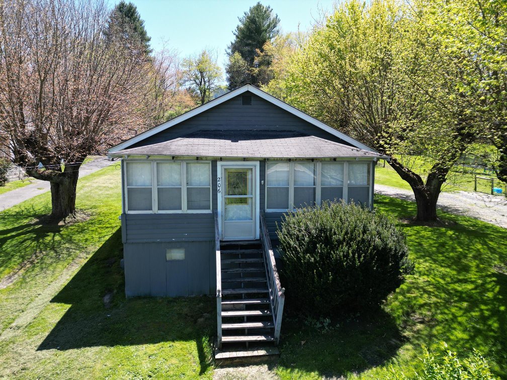 Image for SOLD $69,300 - Charming 3 Bedroom Minutes from Beckley