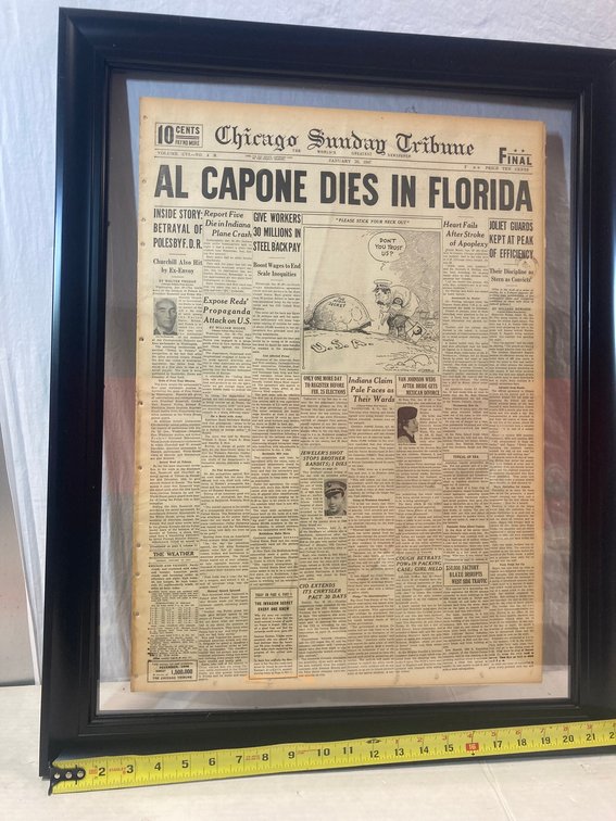 1947 "Chicago Sunday Tribune:Al Capone Dies In Florida" Newspaper