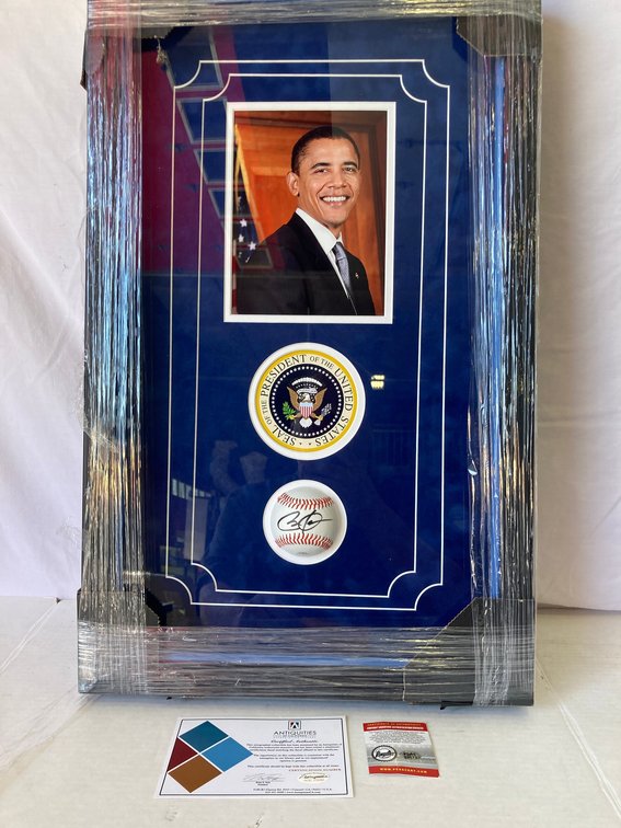 Barack Obama Signed Baseball Photo Frame