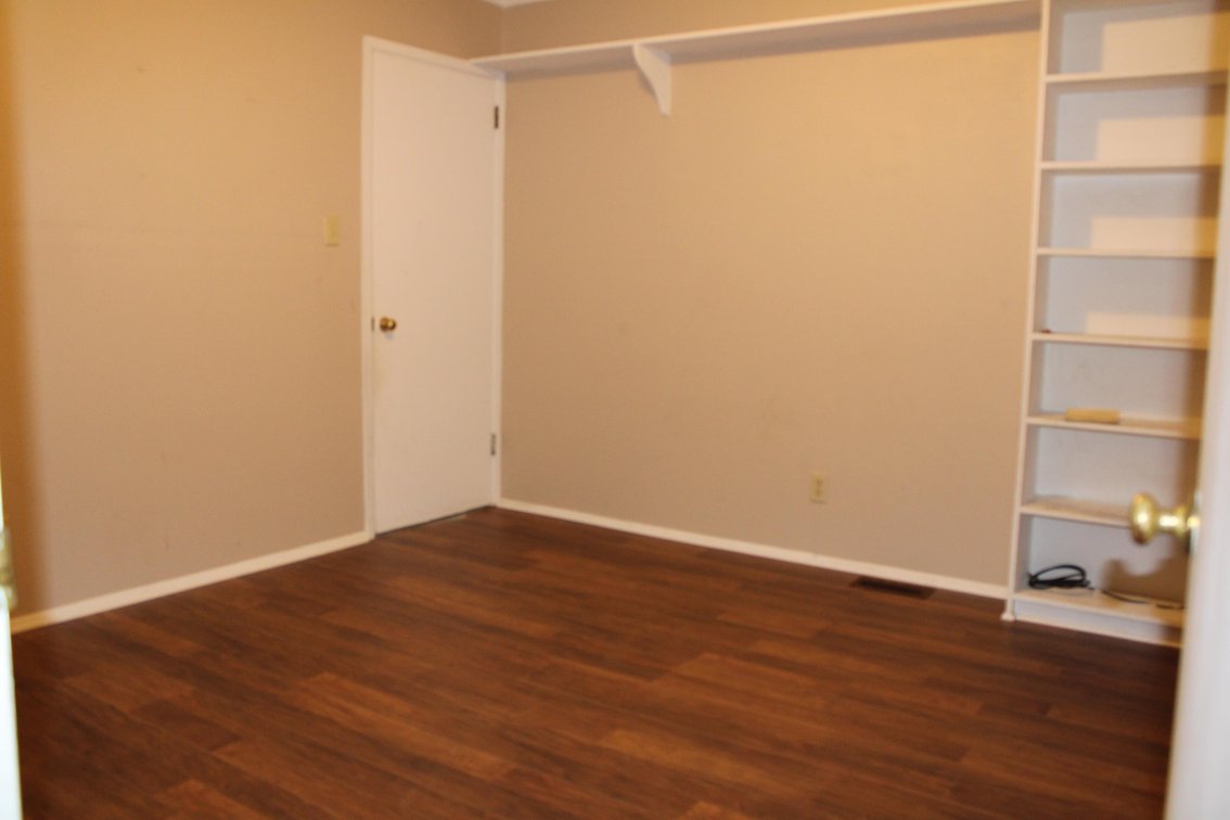 Image for SOLD $74,800 - 3 Bedroom in Great Location of Huntington