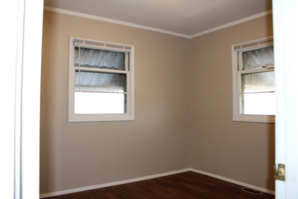 Image for SOLD $74,800 - 3 Bedroom in Great Location of Huntington