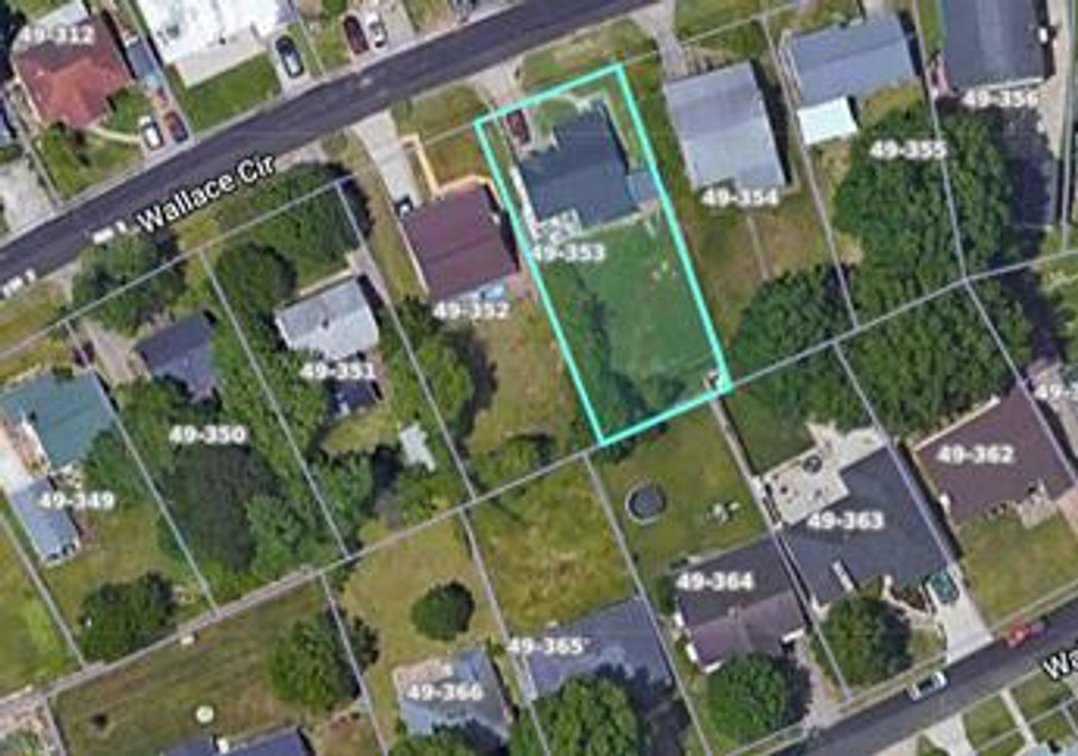 Image for SOLD $74,800 - 3 Bedroom in Great Location of Huntington
