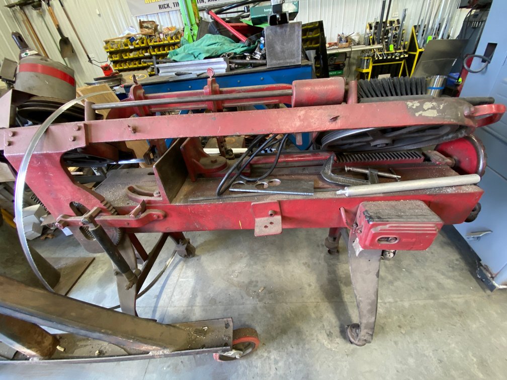 Wells Mfg. Co. metal bandsaw