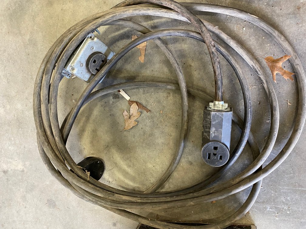 Heavy 220 extension cord