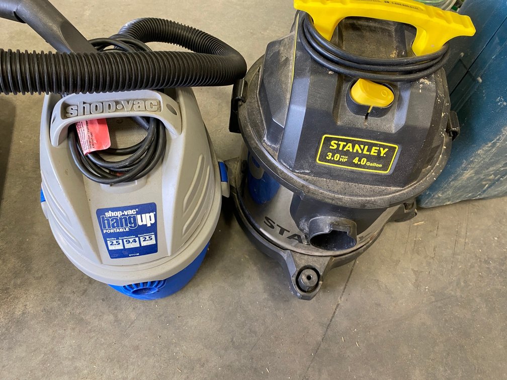 2 Small shop vacs