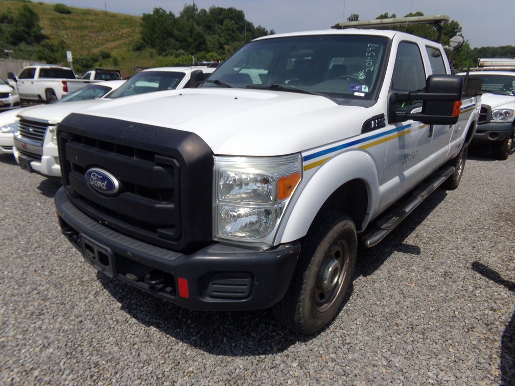 2011 Ford F350 Crew Cab Pickup 4x4