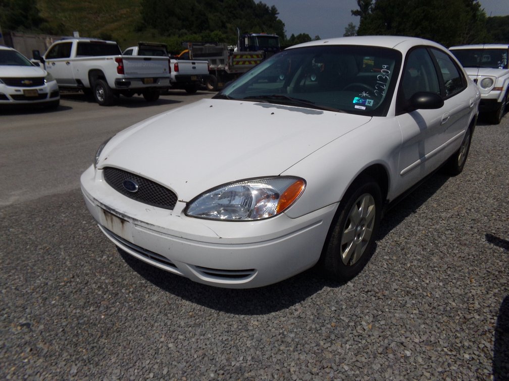 2005 Ford Taurus Passenger Car