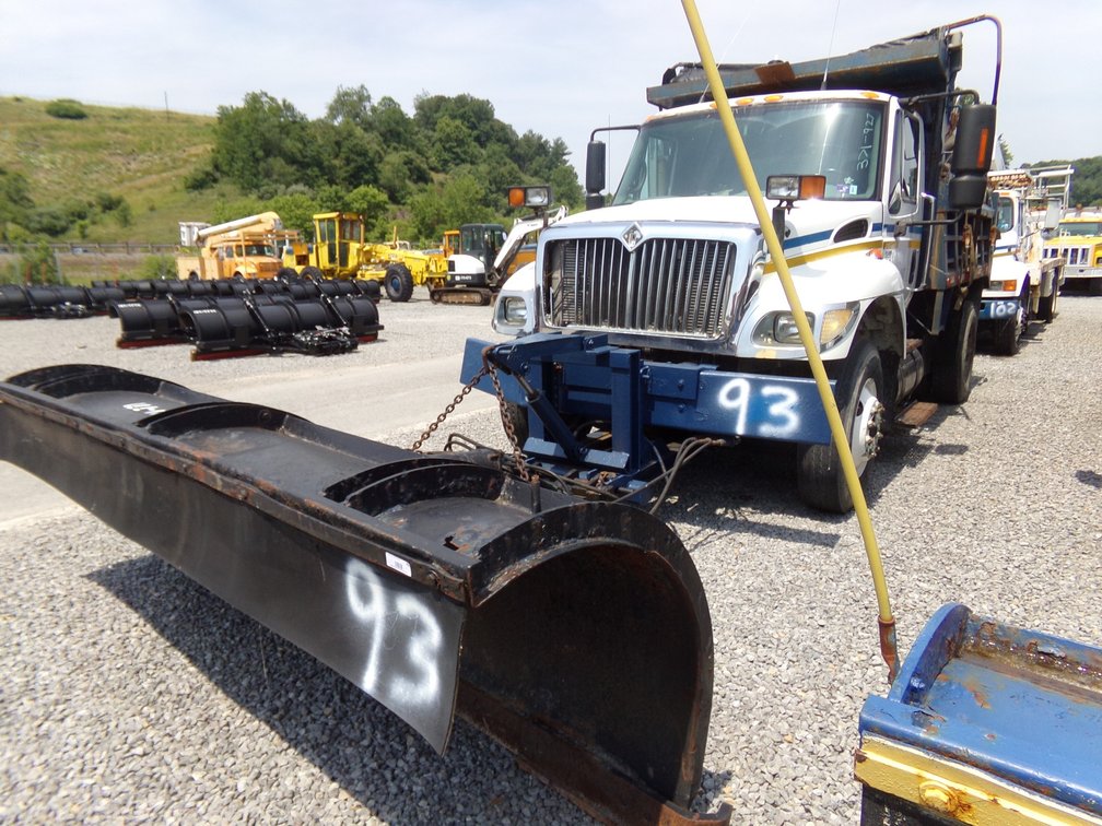 2003 International 7400 Single Axle Dump Truck