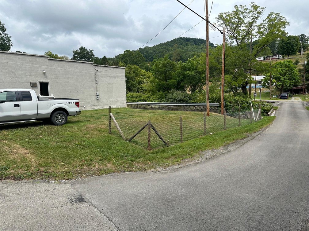 Image for SOLD $79, 200 - Multi-Use Commercial Building Selling to the Highest Bidder