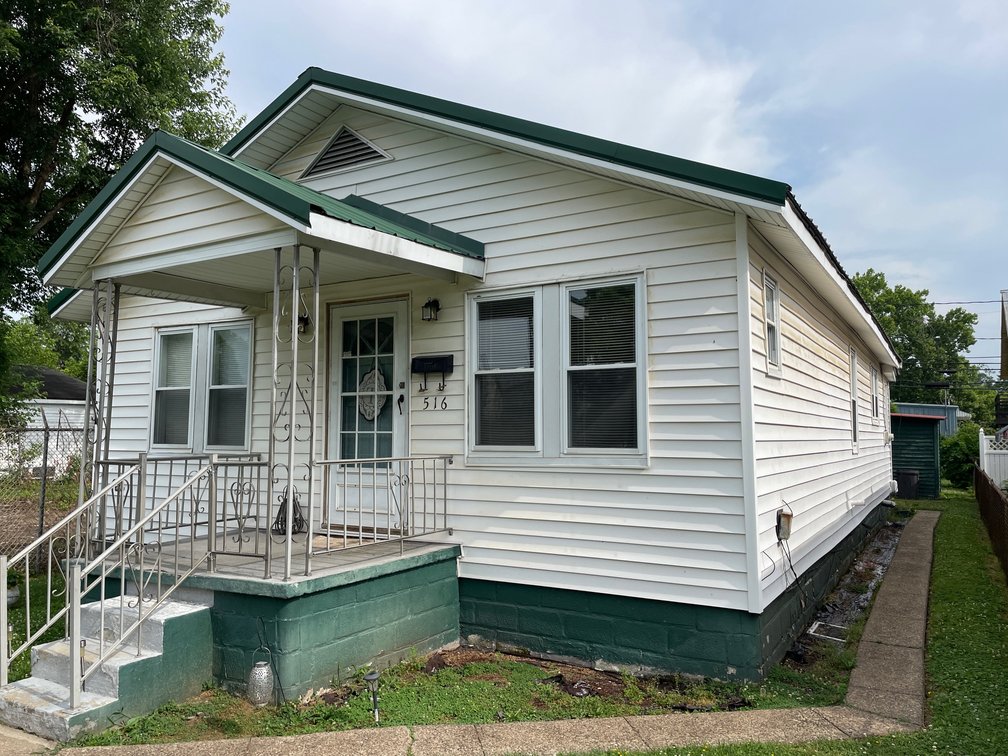 Image for SOLD $48,400 - Clean 2-Bedroom in Huntington