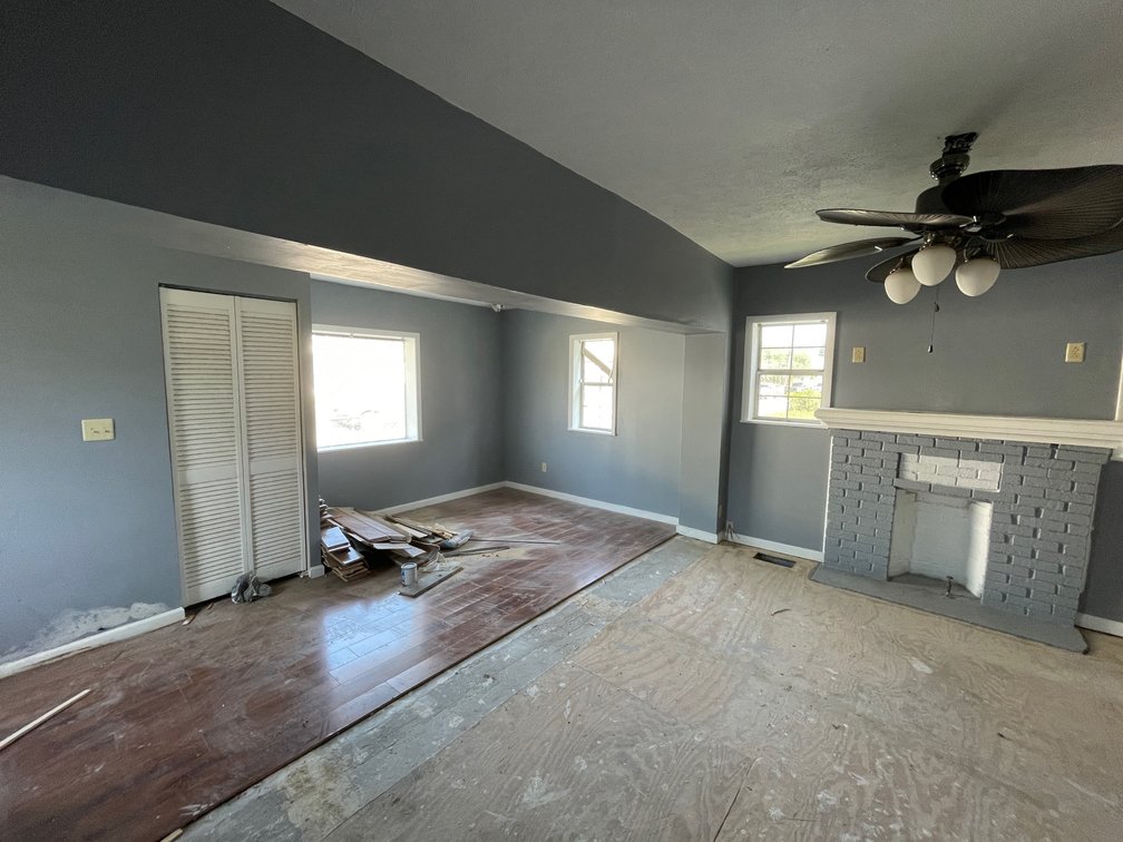 Image for SOLD $38,225 - 2 Bedroom in Dunbar Ideal for a Flip