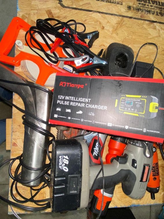 RJ Tianye Intelligent 12 volt pulse repair charger and Skil battery-powered driver and timing light