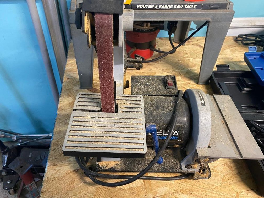 Delta Shopmaster belt sander