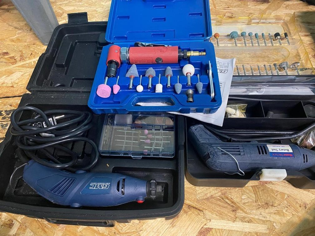 3-Piece GMC & Master Mechanic Dremel kit w/ bits