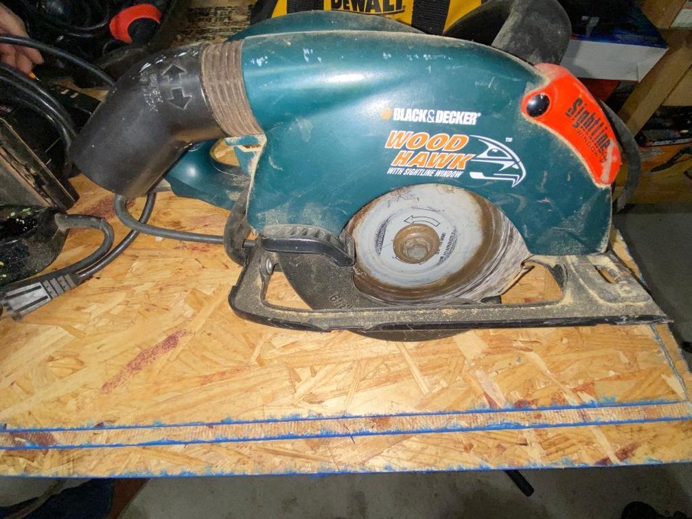 Black & Decker Wood Hawk circular radial saw