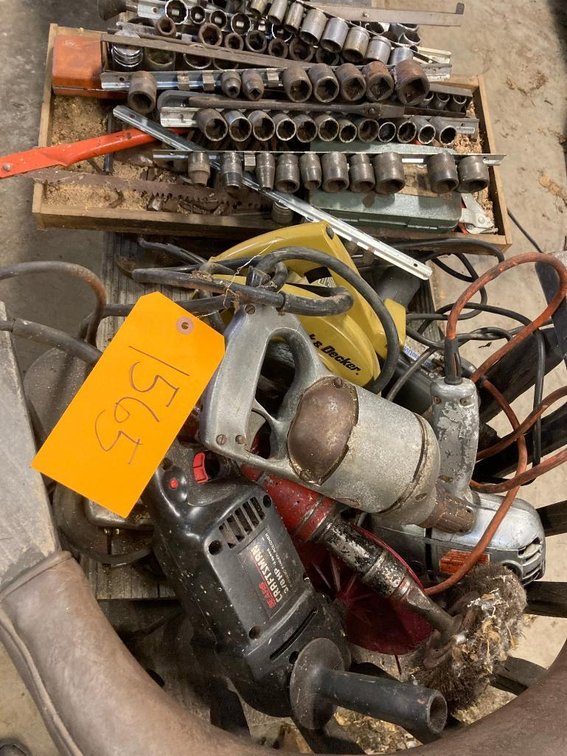 Lot of corded hand tools and sockets - not tested