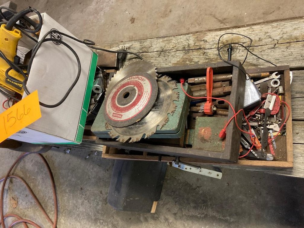 Lot of corded hand tools and shop items - not tested