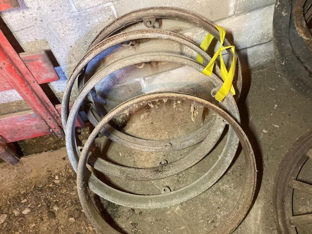 4 Metal rims