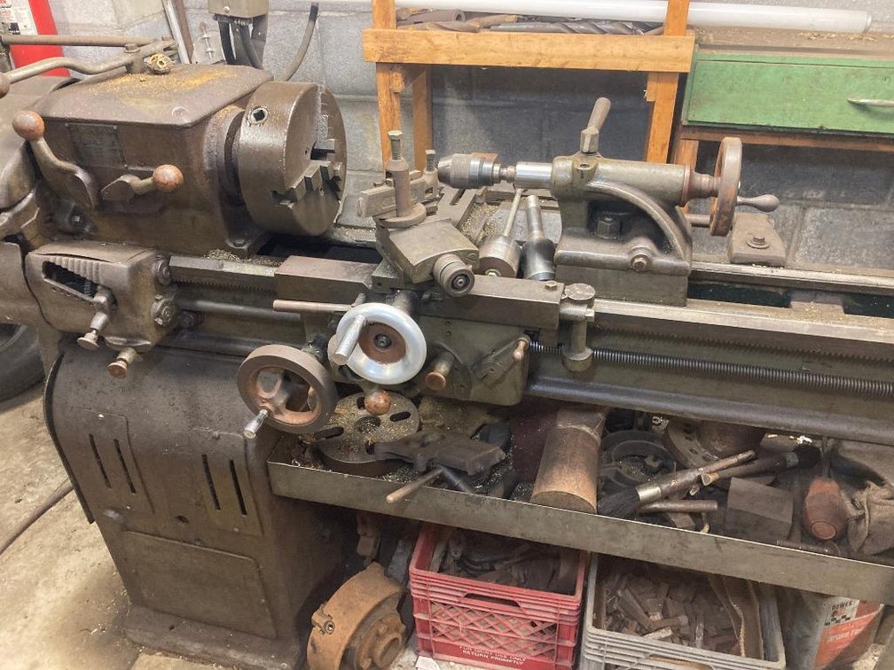 Sebastian Lathe Co. industrial lathe w/ all items shown; 220 volt - tested
