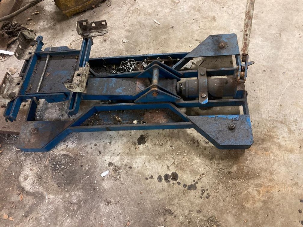 Manual transmission jack