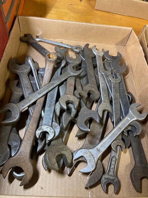Lot of open end wrenches