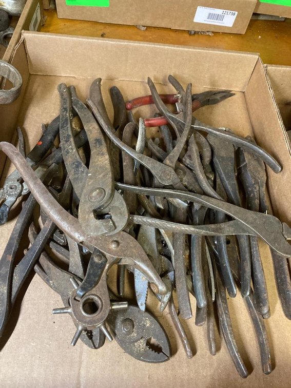 Lot of hand tools