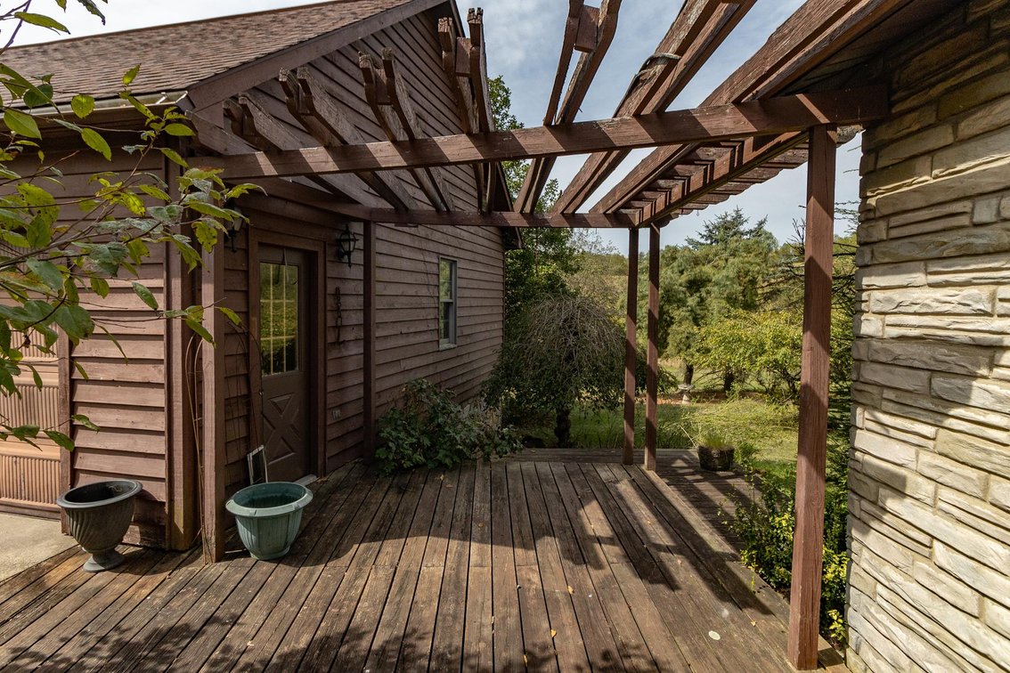 Image for SOLD $171,600 - Stone Ranch with Garage on 1 Acre