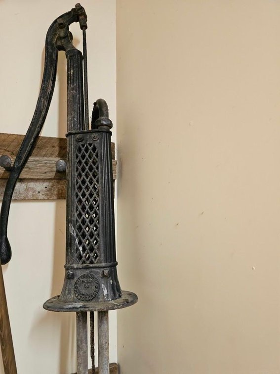 Antique cast iron water pump  Pittsburgh Pump Co.